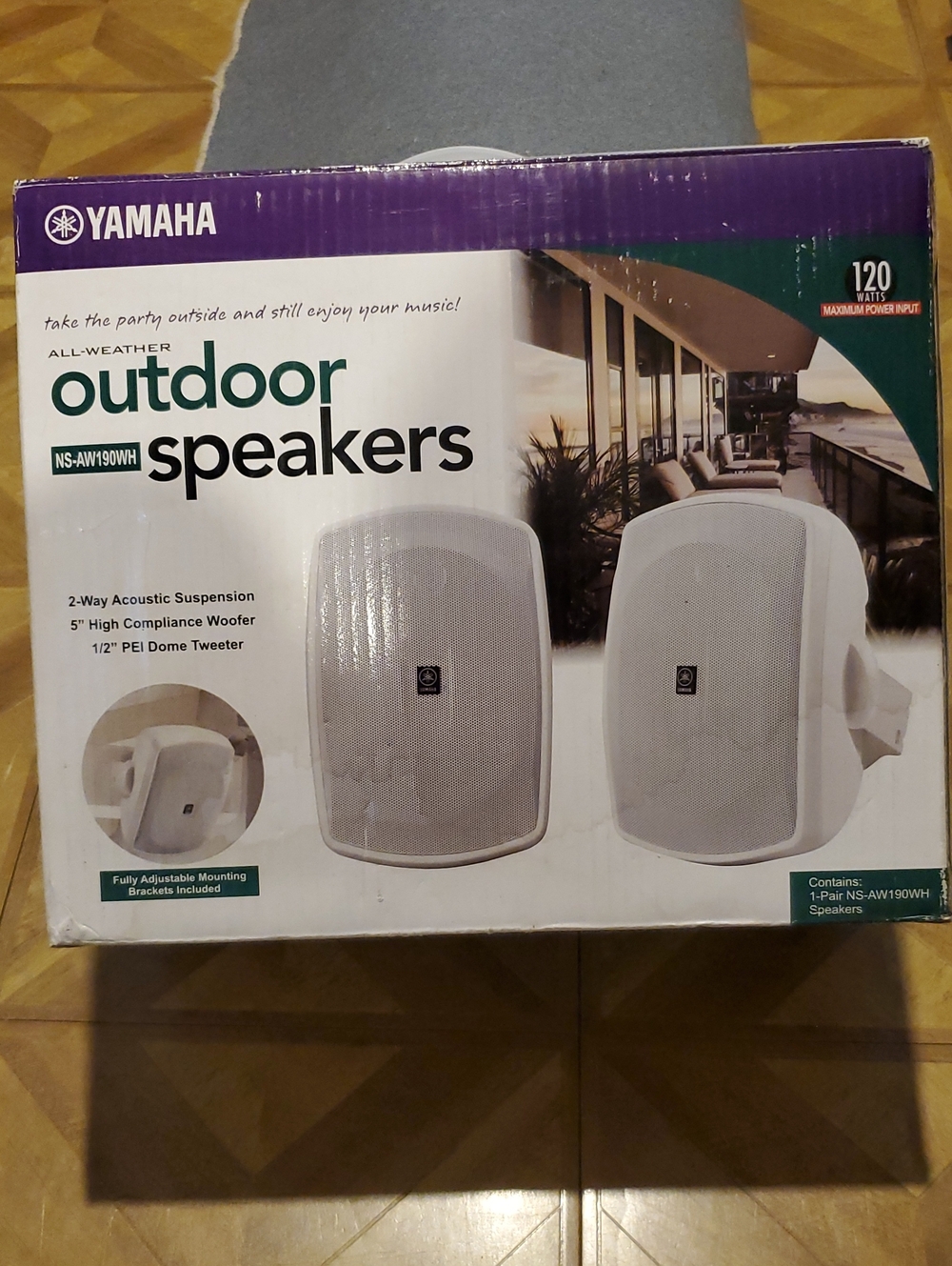NWT Yamaha Outdoor Speakers Ns-aw190wh